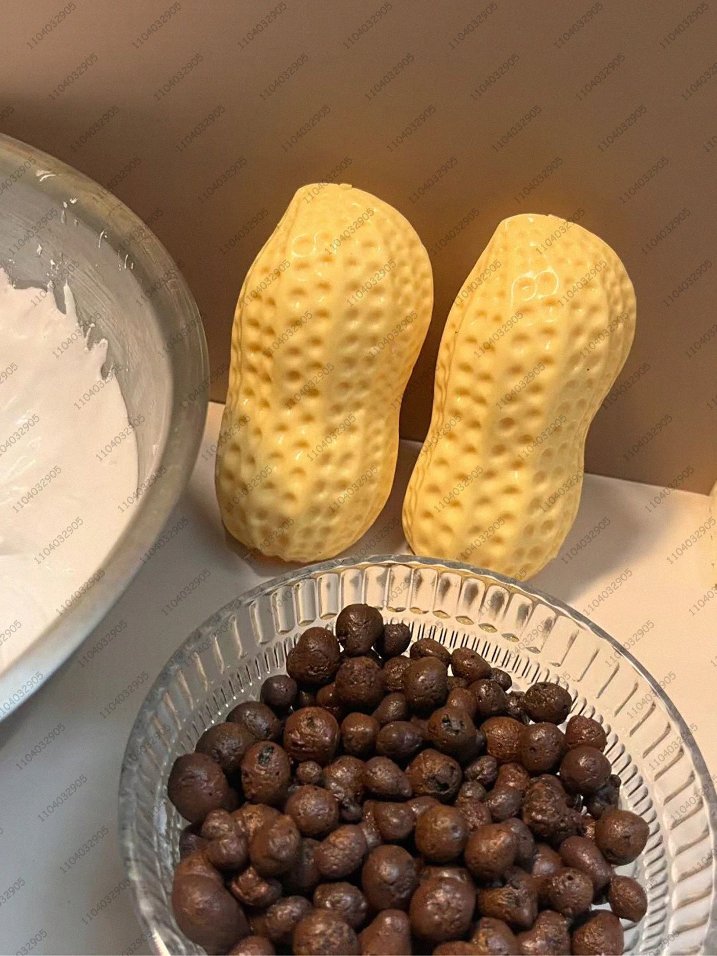 AmiGloz Crunchy Peanut